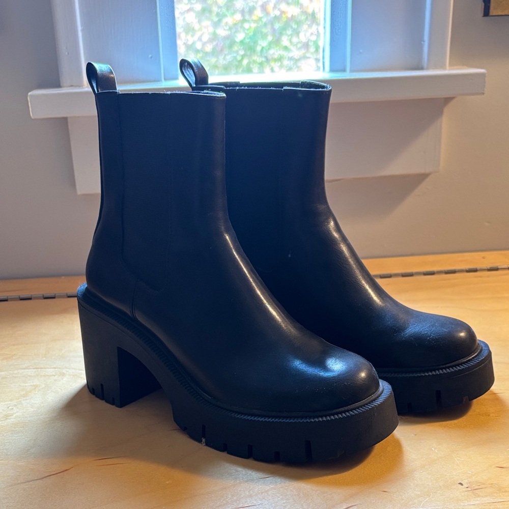 Mango Black Chelsea Boots